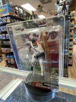 Atlanta Braves Greg Maddux (McFarlane MLB Sportspick) - Bitz & Buttons